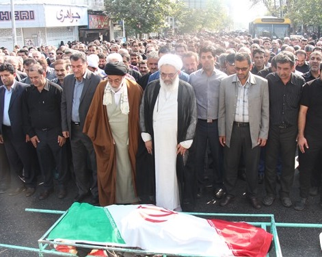 شجاع محمودی عالمی برروی دستان مردم قائمشهر تشییع شد+تصاویر شجاع محمودی عالمی برروی دستان مردم قائمشهر تشییع شد+تصاویر