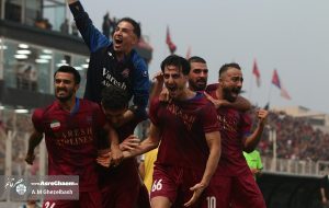 قائم شهر هربازی جشن صعود می گیرد